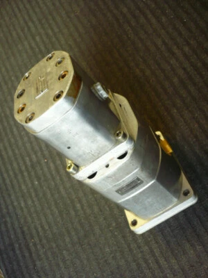 Orsta Tandempumpe Hydraulikpumpe Doppelpumpe Takraf DFG 3202 N-A C40-2 R A25 R - Bild 1 von 4