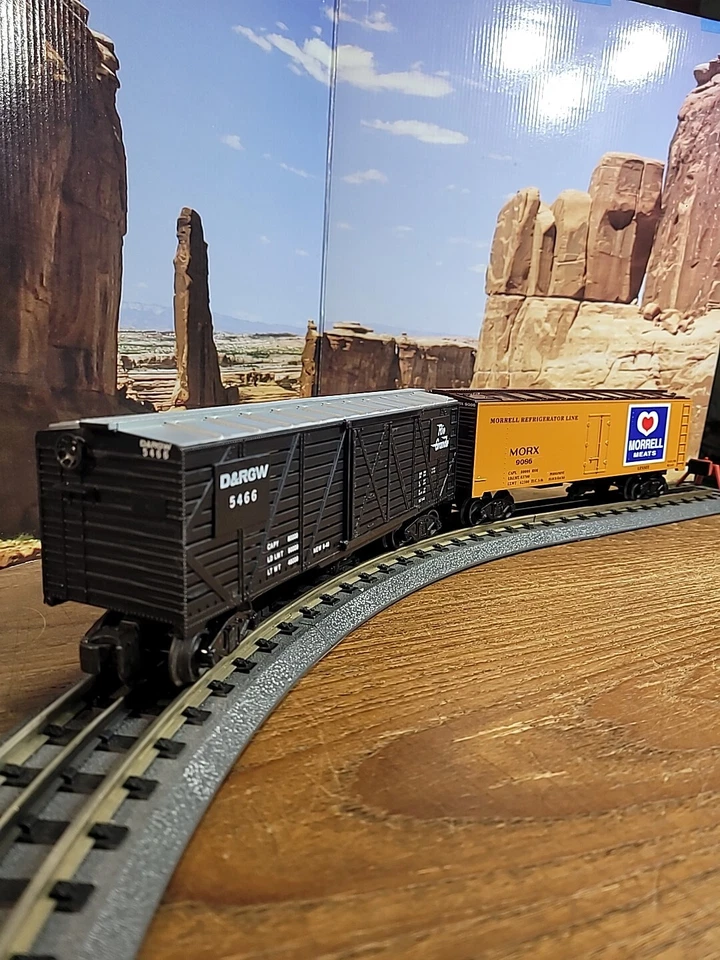 Williams O Gauge D&RGW Rio Grande & Morrell Meats Freight Cars - Image 1 of 4