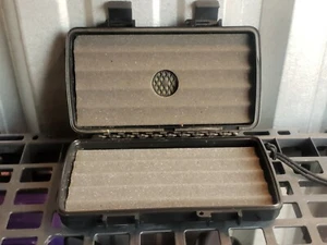 Xikar 5 Sigari Resistente Protezione Humidor Custodia da Viaggio Nero - Foto 1 di 7