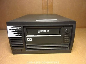 HP Q1517AR Storage Works Ultrium 230 External Tape Drive LTO-1 INTERFACES DENTED - Bild 1 von 4