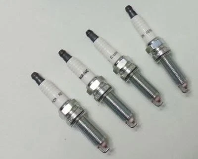 GENUINAS NUEVAS BUJÍAS 4 piezas TRAJES KIA SOUL 2008-2013 Foto 1 de 2