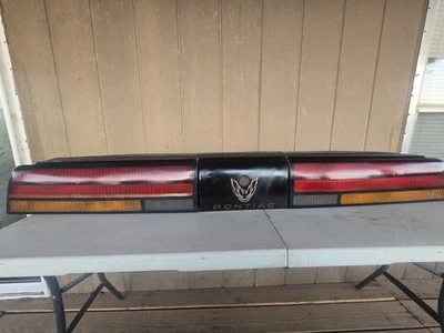 1986-1992 PONTIAC FIREBIRD TRANS AM LANTERNAS TRASEIRAS LH RH FABRICANTE DE EQUIPAMENTO ORIGINAL  - Imagem 1 de 4
