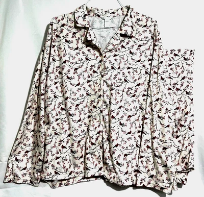 Acogedor pijama para mujer MADONNA'S rojo pájaros cardinales, ropa de dormir de cabina talla 3 X-usado en excelente estado Foto 1 de 4