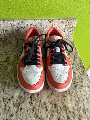 Talla 7.5 - Air Jordan 1 Retro OG Estrella de Mar Baja W Foto 1 de 4