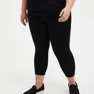 Torrid 3X High Waist Crop Leggings Black Solid Tummy Control All Stretch Plus - Picture 1 of 9
