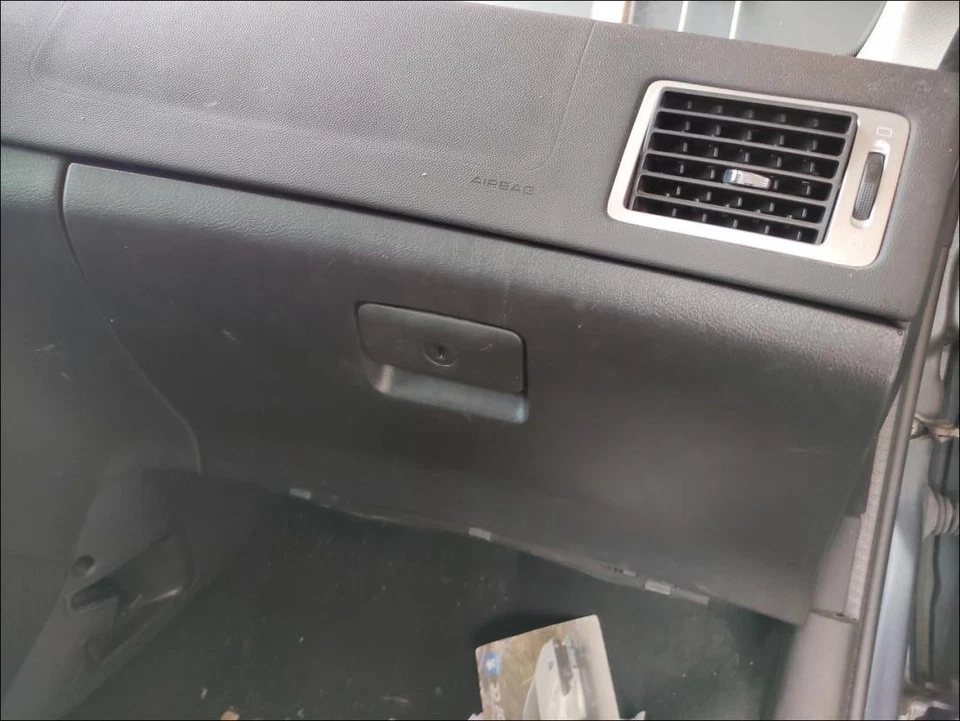 Boite a gants PEUGEOT 307 PHASE 2 CABRIOLET - Photo 1/1