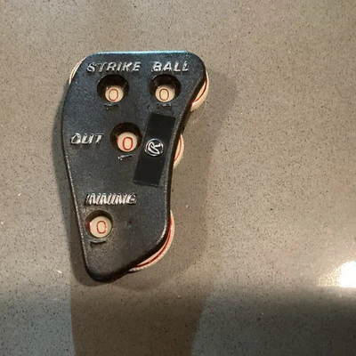 INDICADOR ÁRBITRO DE BÉISBOL Rawlings 4 en 1 Clicker: Pelotas Golpes Entradas Foto 1 de 2