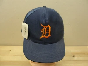NEW NWT MLB DETROIT TIGERS BASEBALL TRUCKERS SNAPBACK MESH TRUCKER HAT - Picture 1 of 3