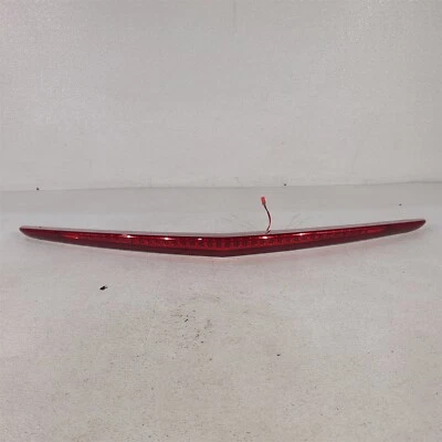 16-19 Cadillac ATS-V Sedan 3Rd Brake Light Third Brakelight Aa7272 - Image 1 of 4