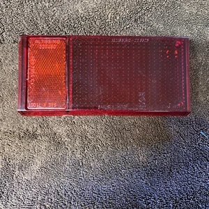 60722816 Alfa Romeo Spider S2 1972-78 Rear Left Middle Lens NOS - Picture 1 of 2