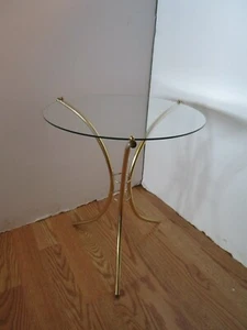 Vintage Metall Beistelltisch Stativ 3 Beine gehärtetes rundes Glas bis 1960er MCM 2 Stck. - Bild 1 von 14