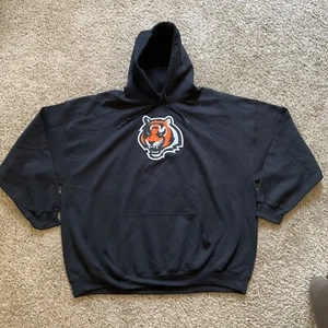 Cincinnati Bengals Hoodie Mens 3XL XXXL Black Hooded Sweatshirt Sweater NFL - Picture 1 of 6
