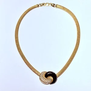 Collar Vintage Christian Dior Acabado Dorado Arco Nudo Esmalte Estrás 15.5" - Imagen 1 de 13