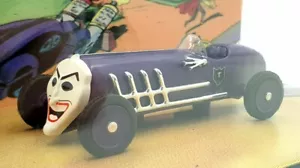 Eaglemoss 1/43 Scale Diecast BAT044 - Batman #52 Joker Roadster - Picture 1 of 5
