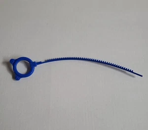 Tomy Takara Beyblade Blue Ripcord Launcher Round Old Gen - Bild 1 von 6