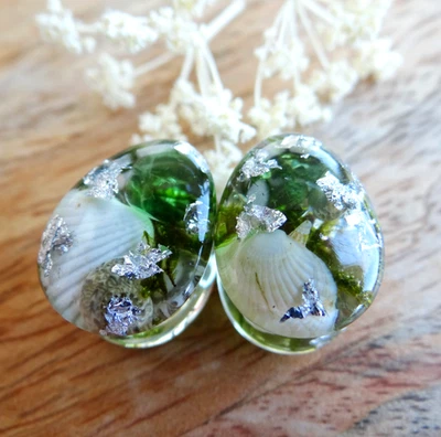 Teardrop Nautical Style Plugs Sea Shell gauges Dropshaped Mermaid tunnels 1 Pair - Image 1 of 4