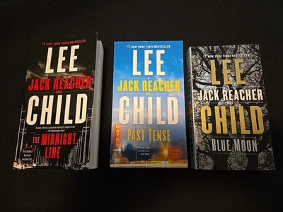 3 Jack Reacher Novels - Paperbacks & Safe Enough and Other Stories - Hardcover  Foto 1 de 4