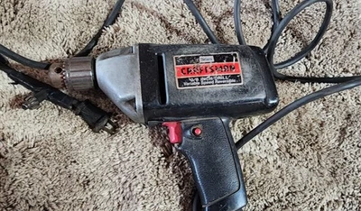 Sears Craftsman 3/8" Drill Corded Variable Speed Reversible Model 315.10491 - Imagem 1 de 2