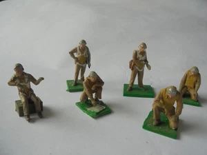 6 x 32 mm World War II USAAF crew figures - painted - - Picture 1 of 1