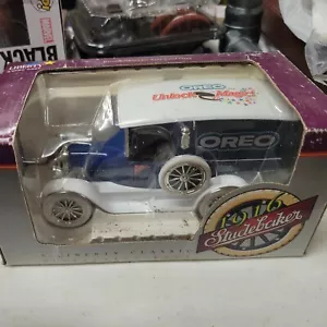 1916 Studebaker Oreo Bank Liberty Classic 25013 1:32 New in box box damaged - Picture 1 of 5