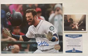 Mitch Haniger Signed Autographed Glossy 8x10 Photo Seattle Mariners: BAS COA - Picture 1 of 1