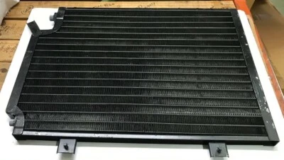 Condensador Modine 1K100005, 24 1/4'' x 16 7/8'' x 1 1/8'' Foto 1 de 2