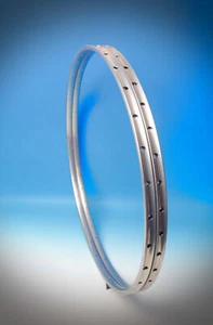 coppia di cerchi 700c 40/32 fori per bianchi CdM o legnano tubolare Nuovi NOS - Picture 1 of 12