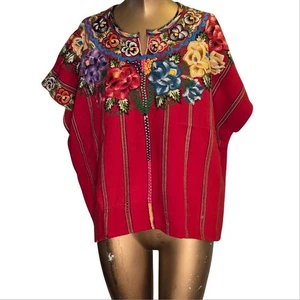Handgewebte lebendige rote Guatamalan Maya Huipul mit floralen Akzenten Muster Größe L - Bild 1 von 10