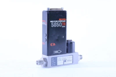 Brooks Mass Flow Controller 5850 TR - Image 1 of 3
