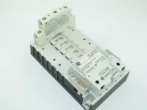 Contactor de iluminación eléctrica GE CR463L20AJA 120V bobina 2 N.O. Postes NUEVOS - Imagen 1 de 2