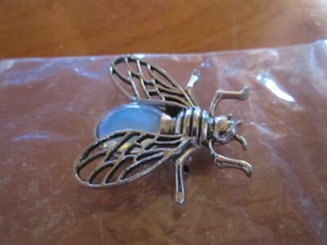 PENDANT/BROOCH FLY WITH STONE * GREAT ** MUST SEE ***** - Picture 1 of 4