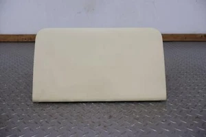 09 Aston Martin V8 Vantage Interior Glove Box Compartment Door (Cream Trufffle) - Foto 1 di 16