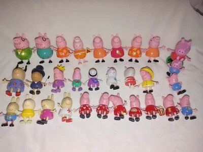 Huge Lot Of 30 Peppa Pig & Family  Figures Some Rare? Foto 1 de 4