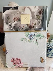 Lenox Butterfly Meadow Square Tablecloth Flutter 52” Spring Flowers Seasonal - Picture 1 of 7