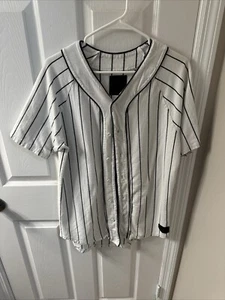 On The Byas Pinstripe Button Up Shirt. Used Good Condition Size M - Picture 1 of 7