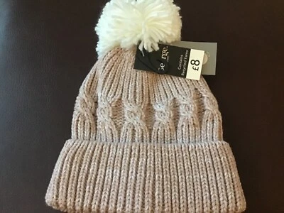 BNWT GEORGE PINK CHUNKY CABLE KNIT BEANIE HAT ONE SIZE WITH POMPOM - RRP £8 - Image 1 of 2