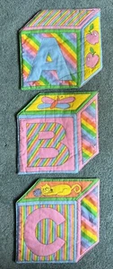 pastel vintage ABC quilted squares rainbow baby kitsch retro - Picture 1 of 5