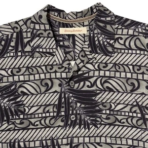 Tommy Bahama Mens L Green Floral Print 100% Silk Short Sleeve Hawaiian Shirt - Picture 1 of 5