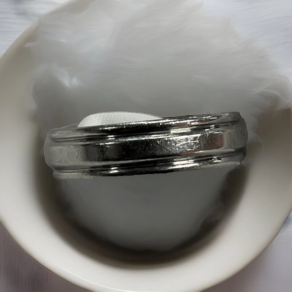 Alianza de boda Triton de acero inoxidable para hombre talla 14 Foto 1 de 4