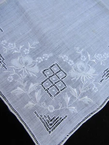 Fazzoletto da sposa vintage bianco ricamo ricamo fazzoletto Emb Hanky 1250 - Foto 1 di 10