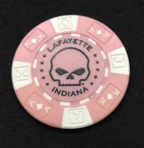Lafayette, Indiana Hunters Moon Harley Davidson Poker Chip / Pink & Weiß - Bild 1 von 2