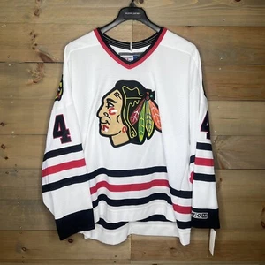 Neu mit Etikett CCM Chicago Blackhawks Bobby Orr #4 NHL weiß Hockey Trikot Herren Größe XL - Bild 1 von 10