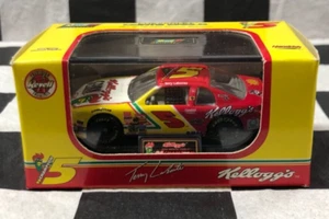 Terry Labonte #5 Kellogg's Corn Flakes 1996 Champ Monte Carlo 1:64 scale Revell - Picture 1 of 4