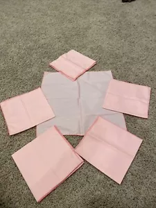 Beautiful Pink Elegant Formal Dinner Holiday Napkins (4) - Picture 1 of 5