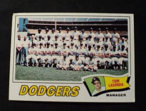 1977 Topps #504 Los Angeles Dodgers Tom Lasorda HOF⚾⚾💥 VG AUCT#12463 - Picture 1 of 2