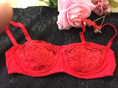 Rosa Rosa Talla US34B EU75B IT3B Acolchada Con Aros Rojo  Foto 1 de 4