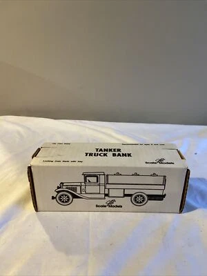 Ertl ##GB-4092 "Atlantic Gasoline #1" 1931 IHC camión cisterna banco escala 1/34 ¡Sin usar, en caja! Foto 1 de 4