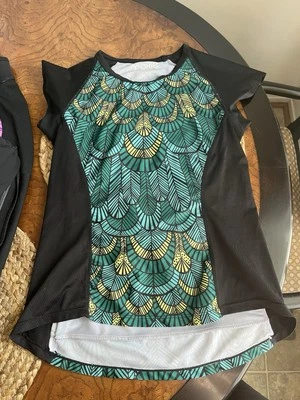 Camiseta deportiva para mujer Moxie Cycling Color Block talla mediana  Foto 1 de 4