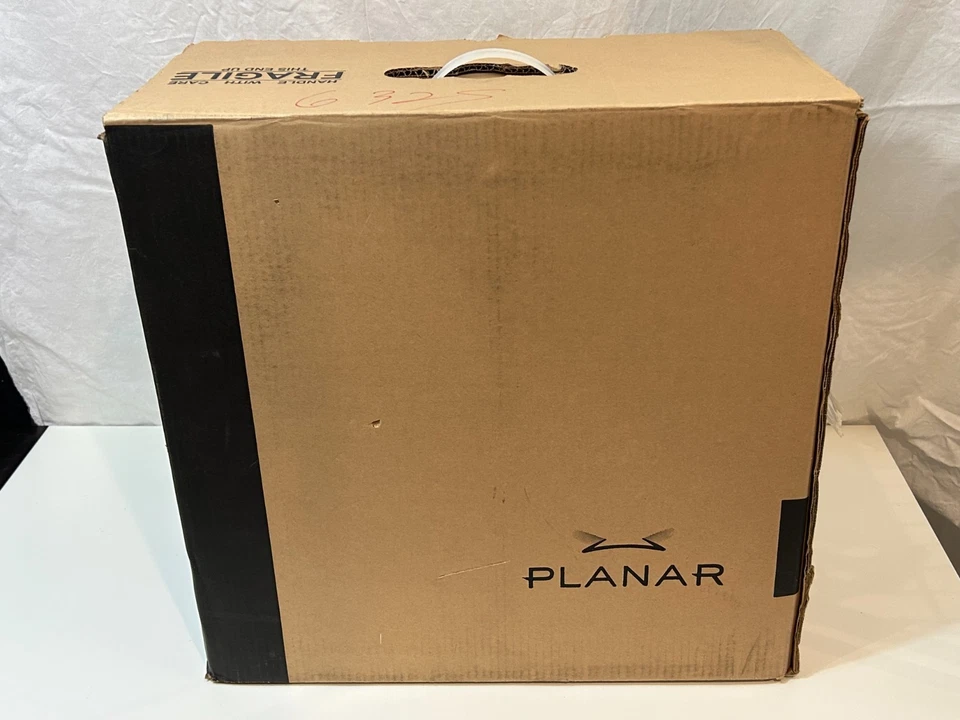 NEW Planar PT1510MX Black 15" Touchscreen 1024 x 768 - Image 1 of 4