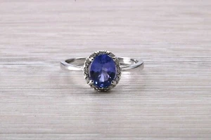 Wunderschöner Ring aus 18 kt Weißgold mit Tanaznit und Diamanten besetzt - Bild 1 von 9